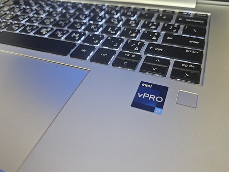 SAR 2600,  Hp Elitebook 840 G9 - Intel Core I7 12th Gen,16gb,512nvme Storage,14" Full HD Display photo 3