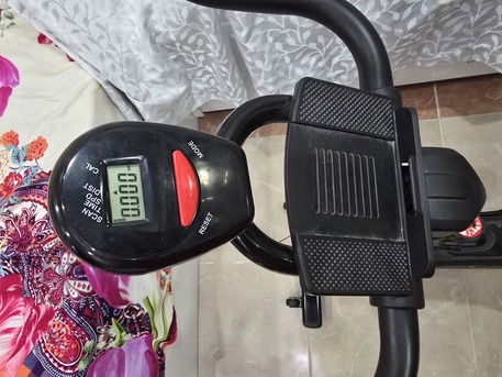 SAR 225,  Exercise Bike Like New photo 3