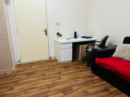 SAR 2000/month,  1 BR,  Room In A Flat Available, Near Stc Gate 3 Al Mursalat Riyadh photo 3