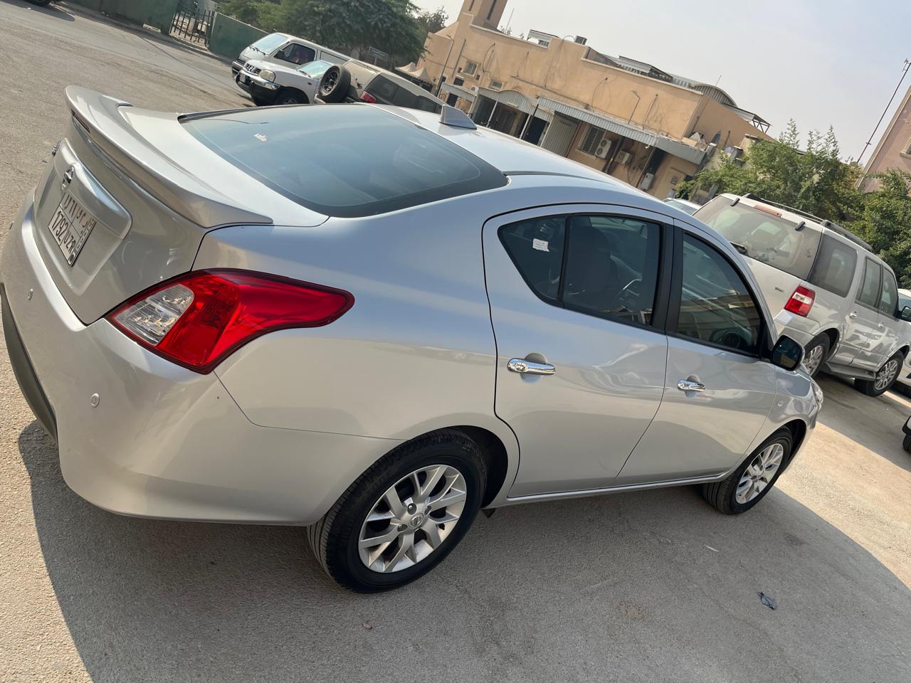 2024 nissan sunny classic photo 1
