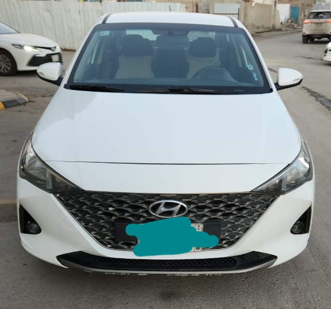 Hyundai Accent photo 1