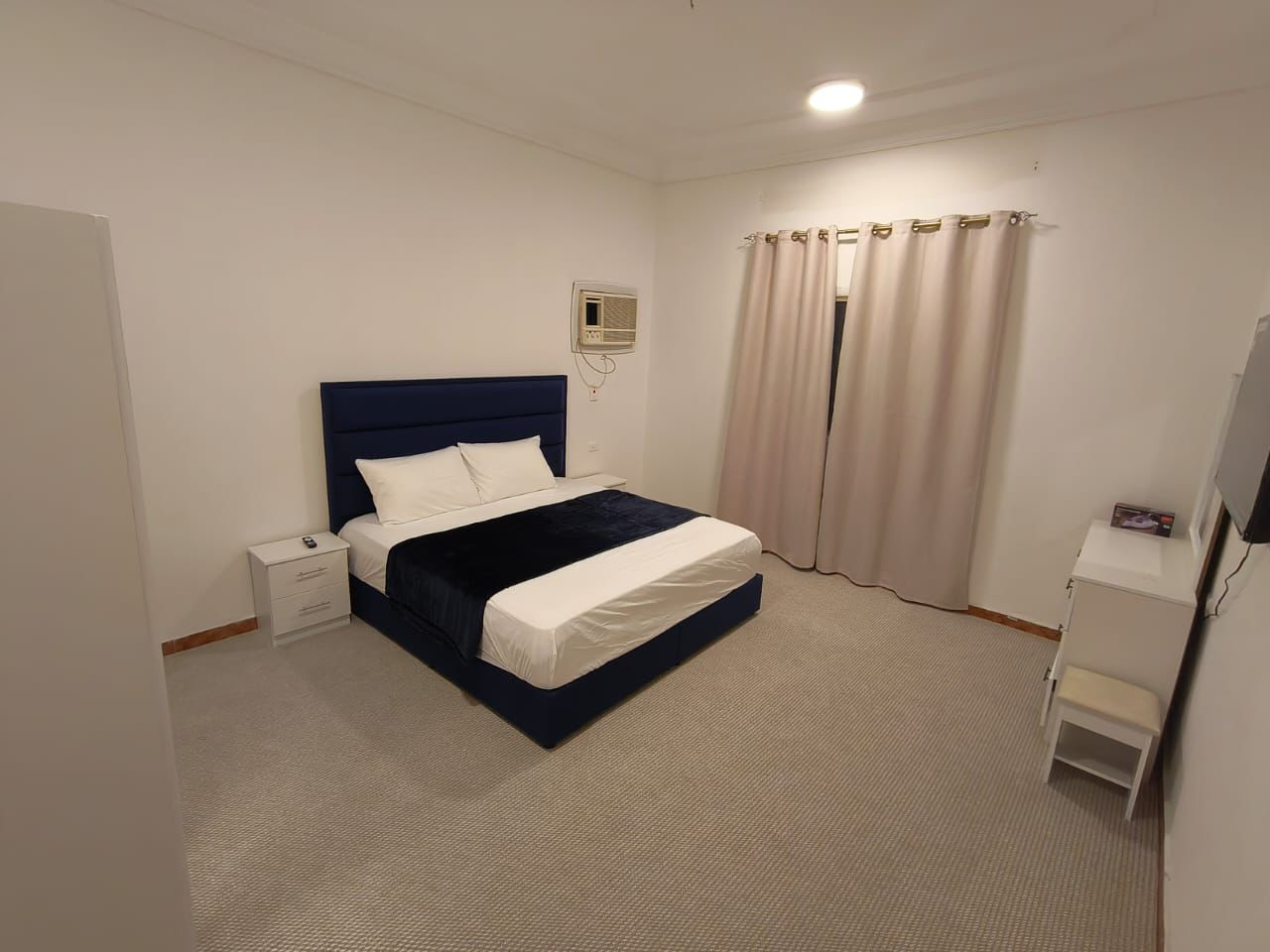 Premium Furnished Executive Room for Rent photo 1