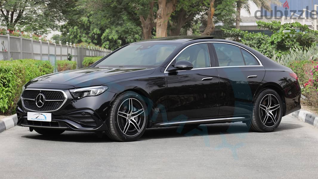 2026 Mercedes-Benz E200  AMG EQ Boost 2.0L RWD 0Km photo 2
