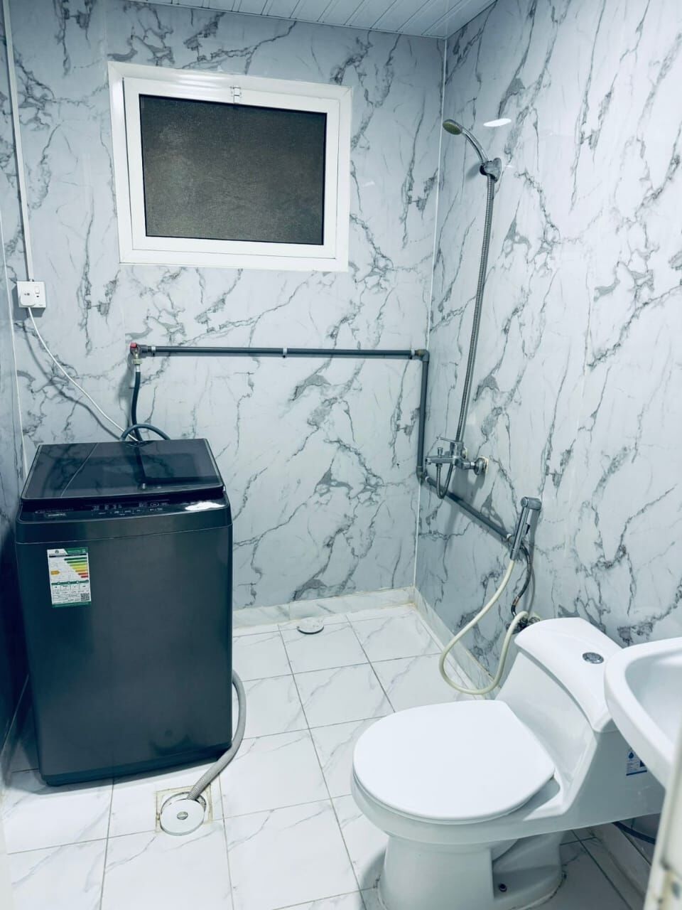 2BHK FULLY FURNISHED FLAT AVAILABLE photo 3