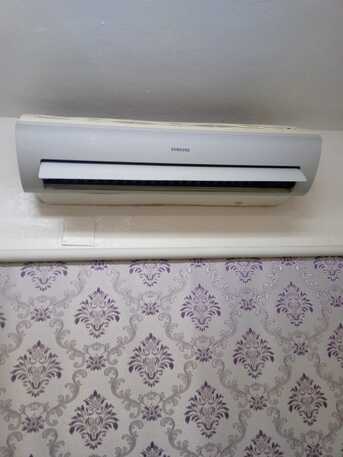 SAR 1000,  Samsung Split Air Conditioner - 2 Ton photo 1