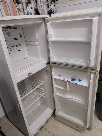 PREVIEW:SAR 450,  Used Fridge photo 2
