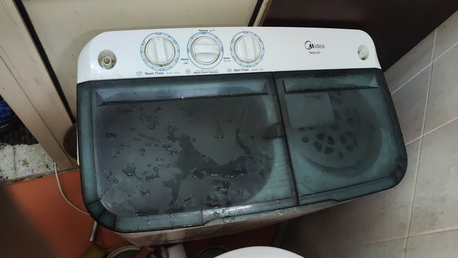 SAR 100,  Washing Machine photo 1