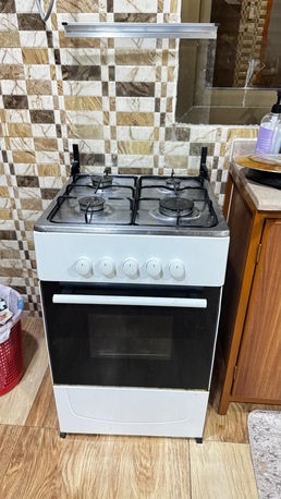 SAR 600,  Nikai White Gas Stove & Oven Combo photo 1