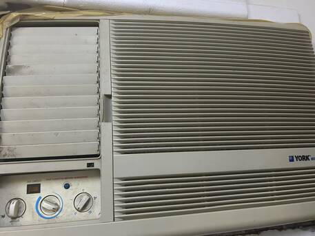 SAR 2200,  HOUSE HOLD ITMES FOR SALE photo 1