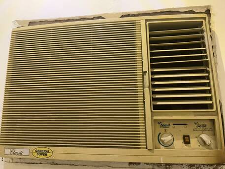 SAR 2200,  HOUSE HOLD ITMES FOR SALE photo 3