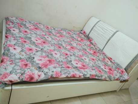 SAR 550,  USED COT WITH MATTRESS, GEEPAS 2300W VACUUM CLEANER & STANFORD 3-BURNER GAS STOVE FOR SALE photo 2