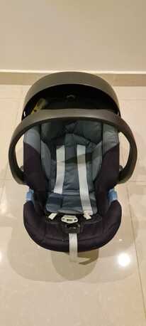 SAR 200,  For Sale: Cybex By Mamas & Papas Infant Car Seat photo 1