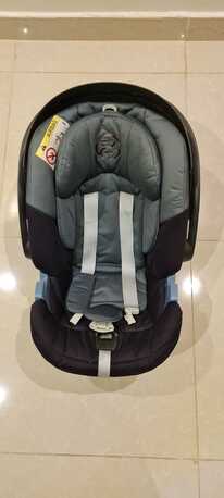 SAR 200,  For Sale: Cybex By Mamas & Papas Infant Car Seat photo 2