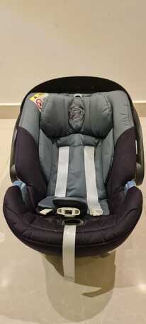 SAR 200,  For Sale: Cybex By Mamas & Papas Infant Car Seat photo 3