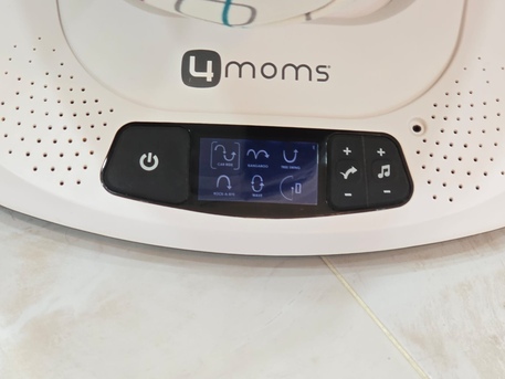 SAR 700,  4moms MamaRoo Electric Baby Swing And Rocker photo 2