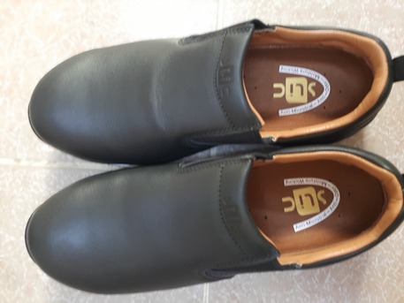 SAR 200,  Safety Shoes New # 43 photo 1