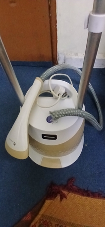SAR 40,  Garment Steamer photo 3