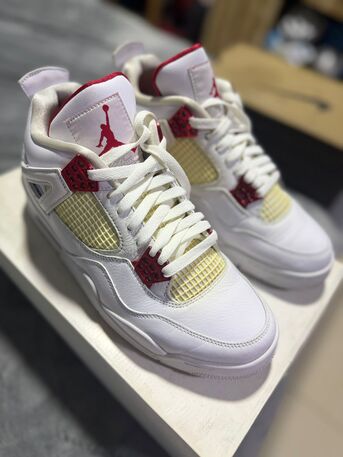 SAR 1500,  Jordan Basketball Shoes photo 2