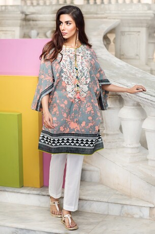 SAR 29,  Sale -----Ladies Dresses Pakistani Made--------------------------------------------------- photo 1