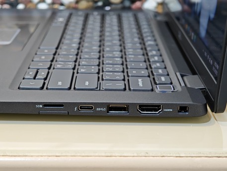 SAR 1499,  Dell Latitude 7420 (i7-11th Gen 16-256) photo 3