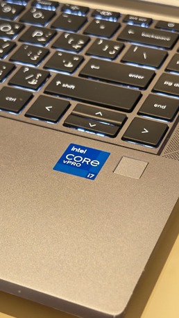 SAR 2299,  Hp Zbook Firefly G8 (i7-11th-32-512-4GB Nvidia Touchscreen) photo 2