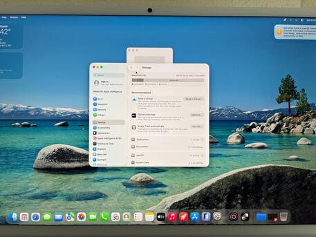 SAR 6800,  IMac M4 (Almost Brand New With Original Box) photo 3