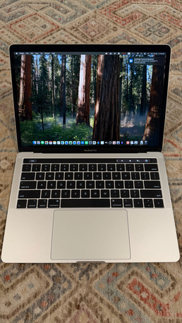 SAR 2000,  MacBook Pro 13 (2018) - Core I7 - 16GB - 512GB - Touch Bar