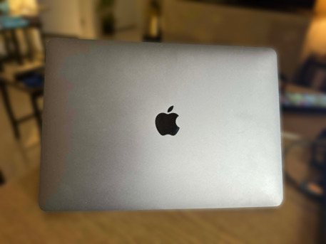 SAR 2000,  MacBook Pro 13