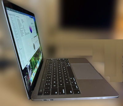 SAR 2000,  MacBook Pro 13 photo 3
