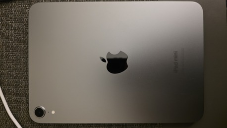 SAR 1550,  Ipad Mini 128GB (Black) photo 3