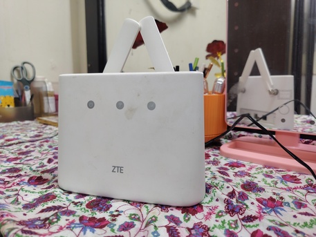 SAR 100,  Ztee Modem New photo 1