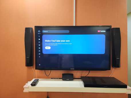 SAR 350,  Samsung Smart LED TV 40 Inches photo 3
