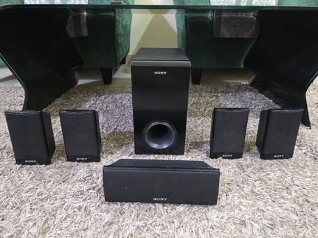 SAR 150,  Home Theatre DVD - Sony DAV-TZ200 photo 2