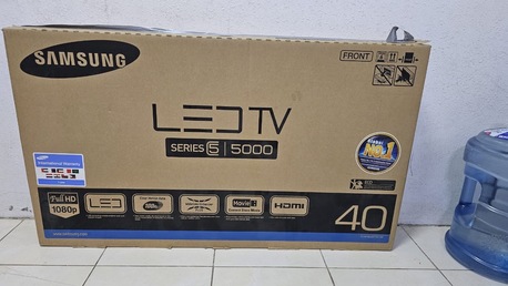 SAR 600,  📺 40" LED TV + Mi TV Stick (Smart TV) photo 1