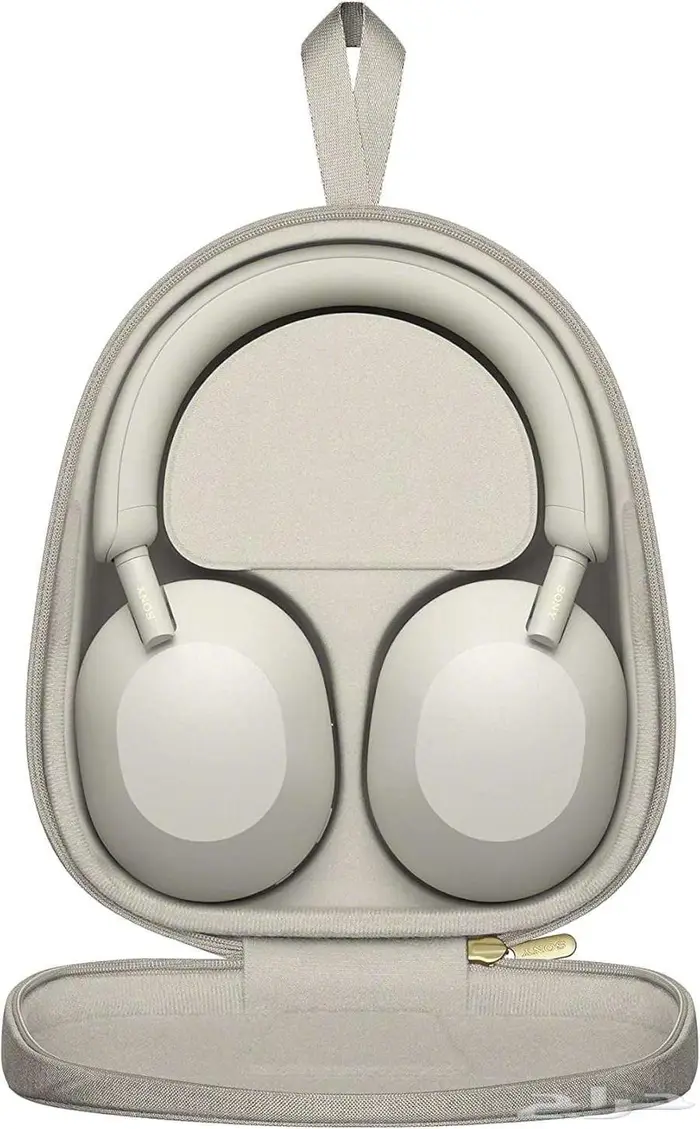 SAR 700,  Sony WH-1000XM5 Headphones (Original) – Silver photo 1