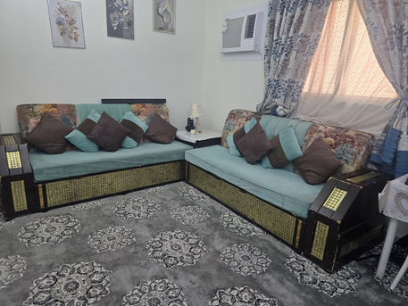 SAR 500,  BARGAIN! L-Shape Corner Sofa Set – Only 500 SAR – Riyadh Quick Sale! photo 1