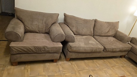 SAR 600,  7 Seater Sofa Set Made In USA Hillcraft Furniture Co. photo 3