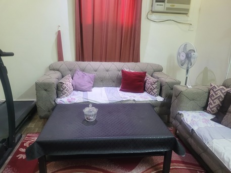 SAR 400,  07 Seater Sofa,  Heavy Wood Based Good Condition Including All Sides Cushions. photo 1