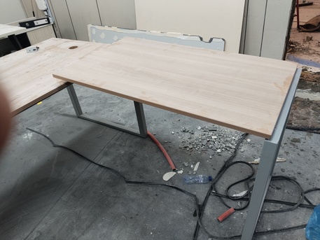 SAR 200,  📢 OFFICE TABLES FOR SALE – JUBAIL photo 2