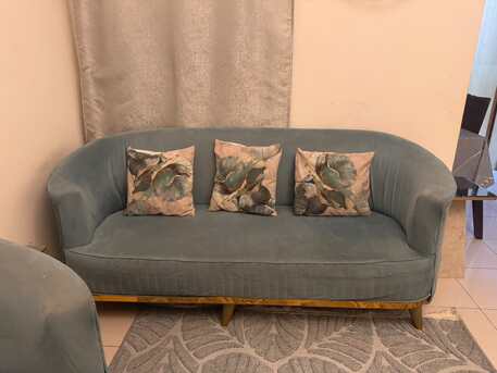 SAR 700,  11 Seater Sofa And Bed photo 1