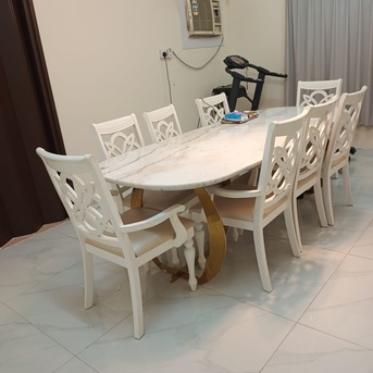 SAR 2500,  Dining Table With 8 Chairs For Sale. photo 2