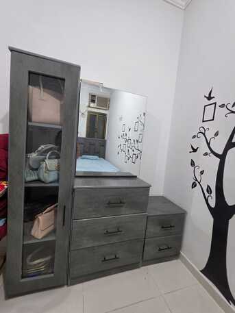 SAR 1750,  Bedroom Furtnitures (King Size Bed, Almara, Dressing Table) photo 3