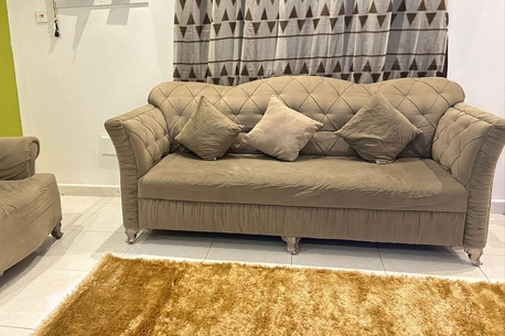 SAR 400,  3 Piece Sofa Set photo 1