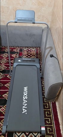 SAR 600,  New Treadmill (used Only 15days) photo 2