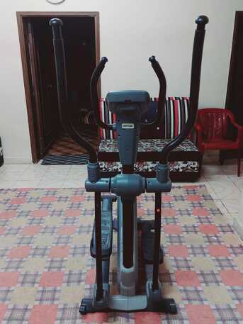SAR 550,  Elliptical Cross Trainer-- Kettler's Brand (Exercise Cycle) photo 2