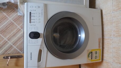 SAR 1500,  House Hold Things To Sale- LG Freze, LG Wahing Machine, GYM Kit, Soafs, Mircro Oven, Beds photo 1