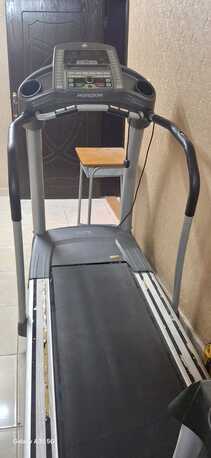 SAR 600,  High‑End Treadmill - Horizon Fitness Elite T608 photo 2
