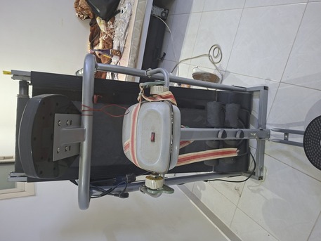 SAR 300,  Treadmill For Sale – Throwaway Price! photo 3