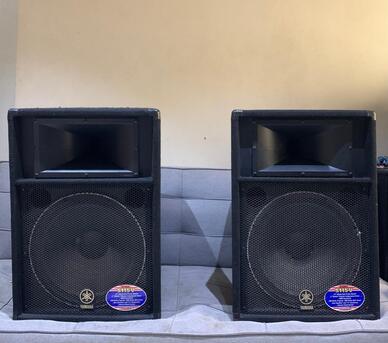 SAR 3000,  Yamaha S115V 15 Inch Passive Speakers Pair photo 1
