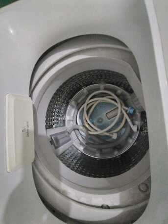 SAR 500,  Samsung Automatic Washing Machine 6.0 KG photo 3